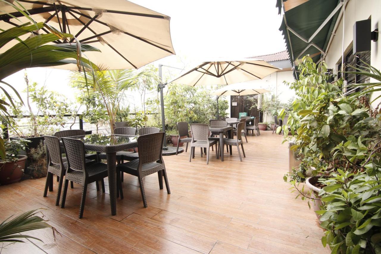 Spiral Suites Hotel Quezon City Zewnętrze zdjęcie